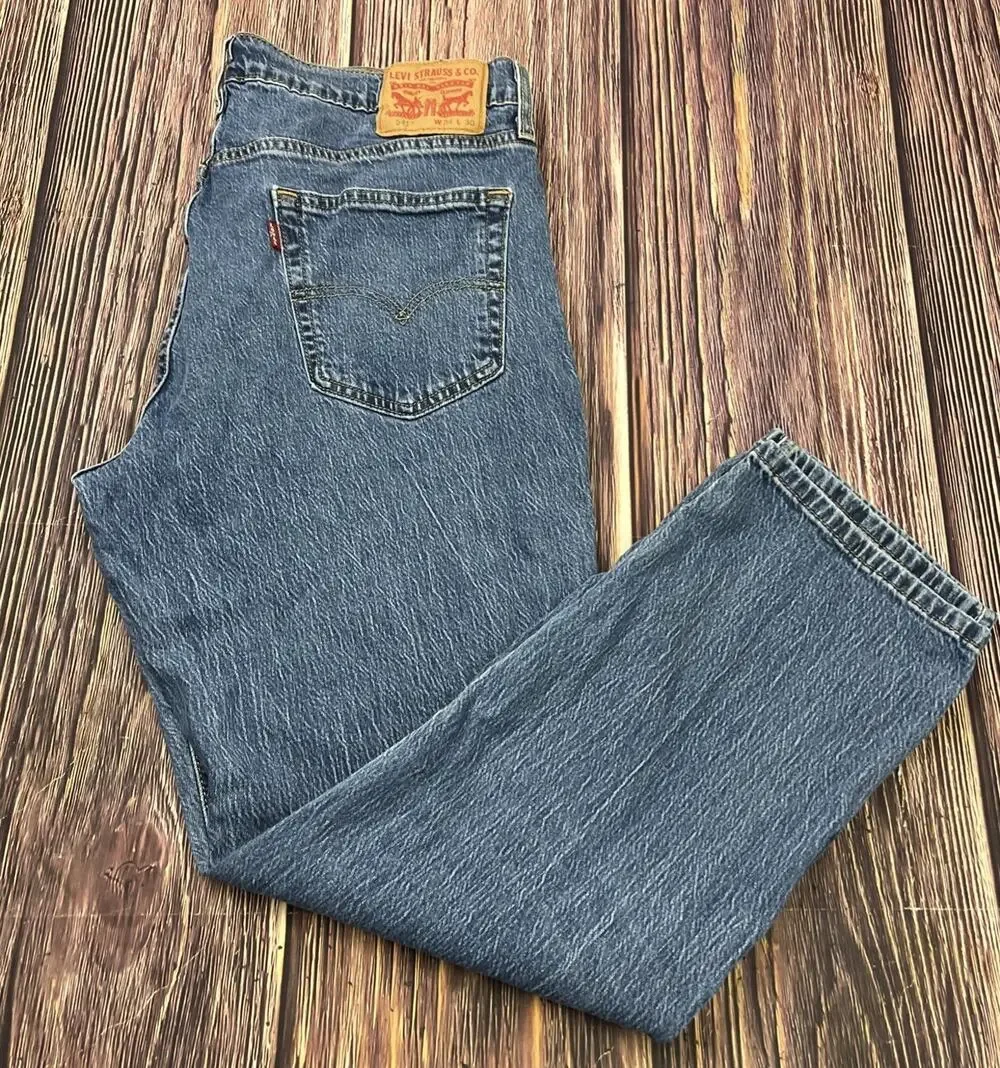 Levi's 541 Athletic Fit Light Wash Jeans Mens Size 34x30 (Measures 34x29)